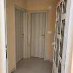 Tolosi דירה פודגוריצה